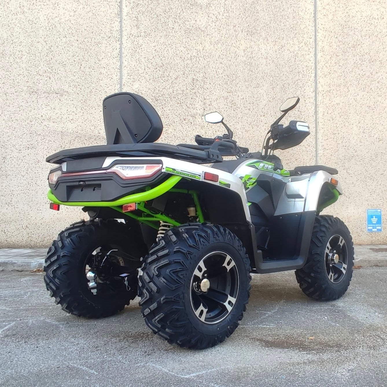 MAXI QUAD MAMMOTH 300 R12 - TARGABILE