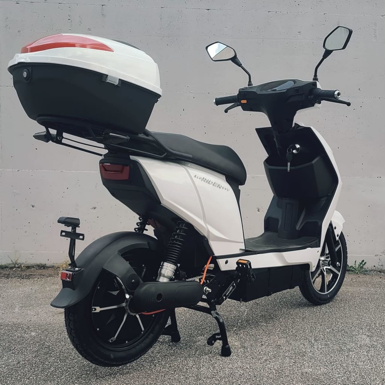 SCOOTER NCX ECO RIDER EVO 800W - 60V - 20AH - TARGABILE