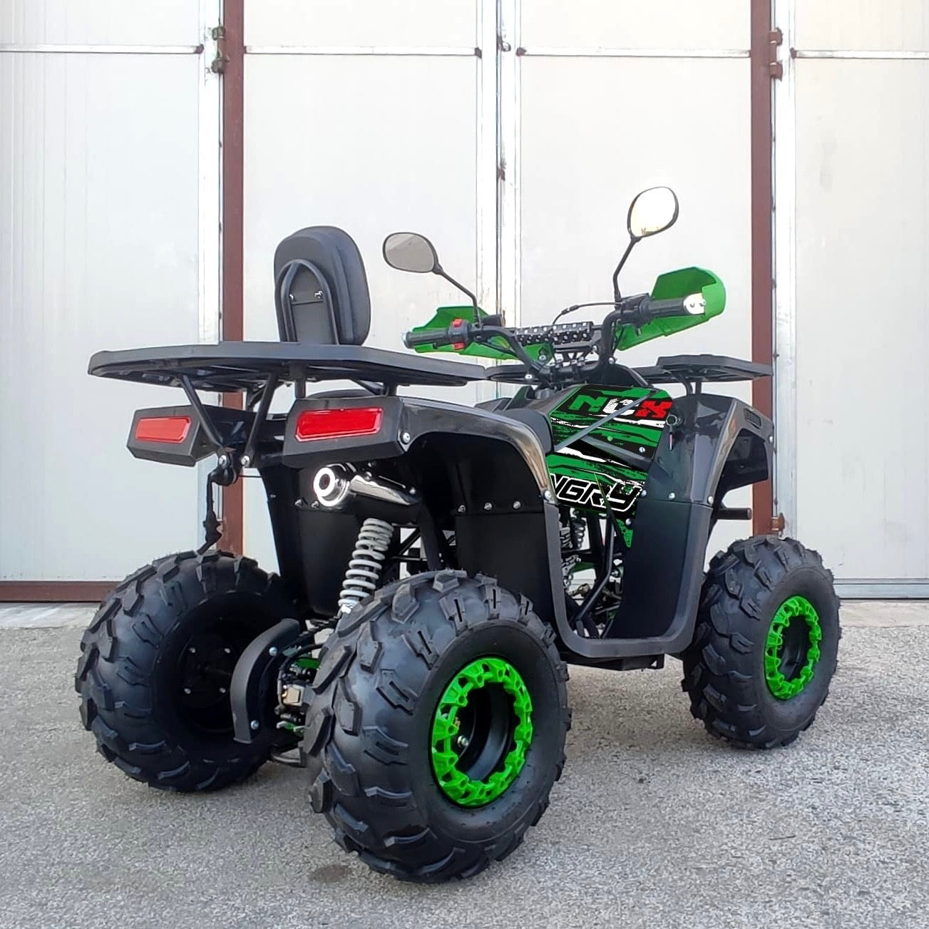 QUAD ANGRY STRONG 125 R8