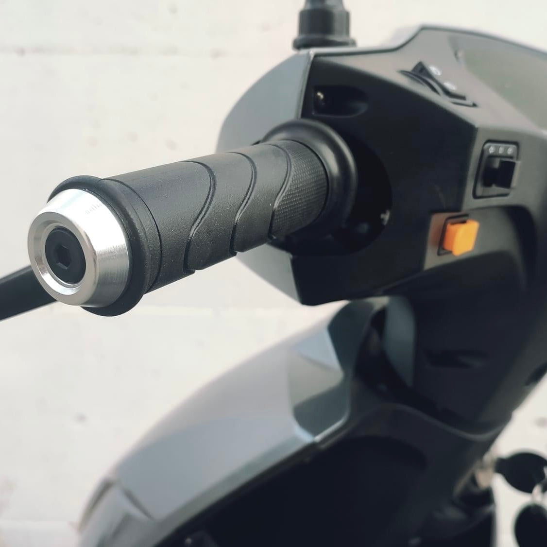 SCOOTER NCX ECO RIDER EVO 800W - 60V - 20AH - TARGABILE