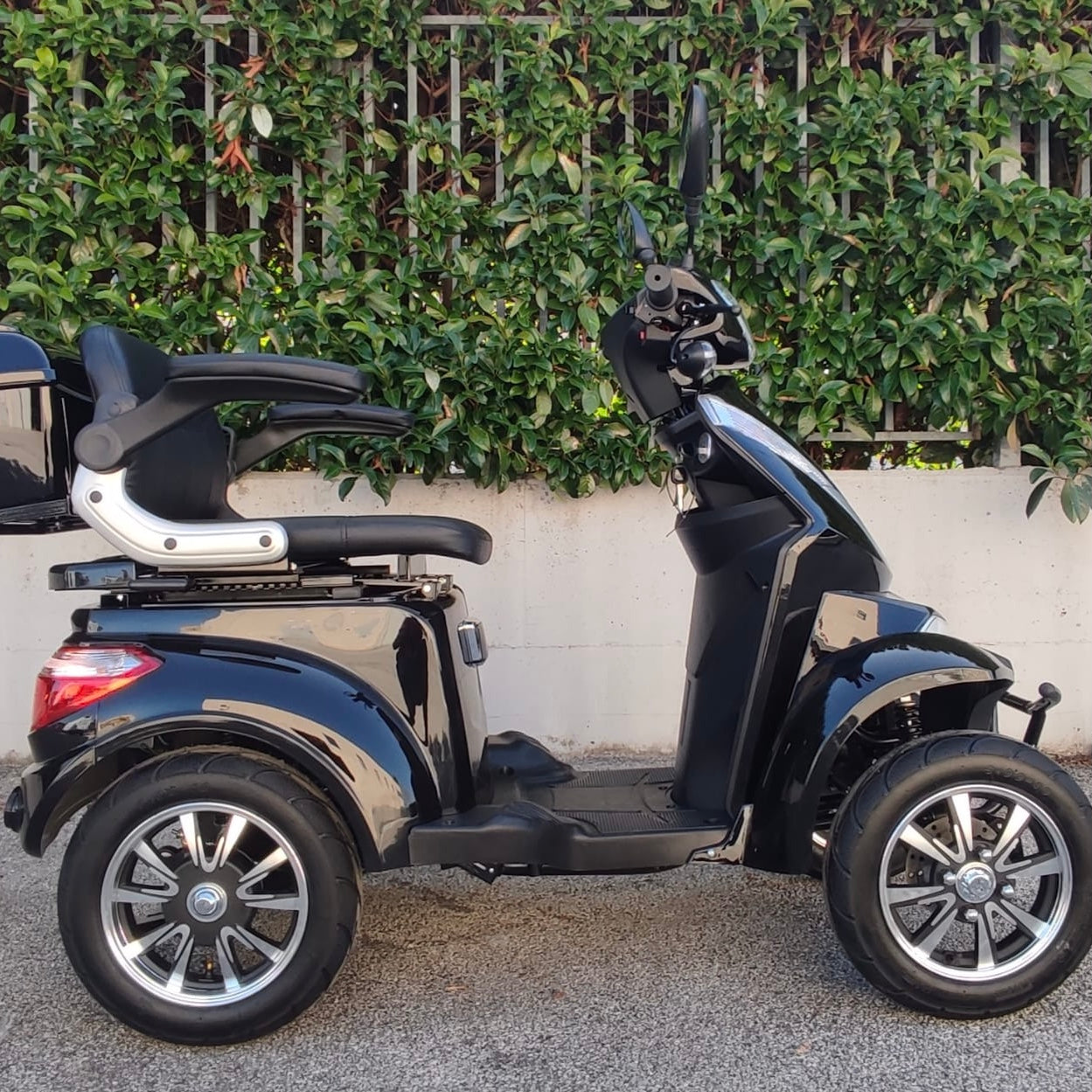 NCX QUATROT 1000W 60V - TARGABILE