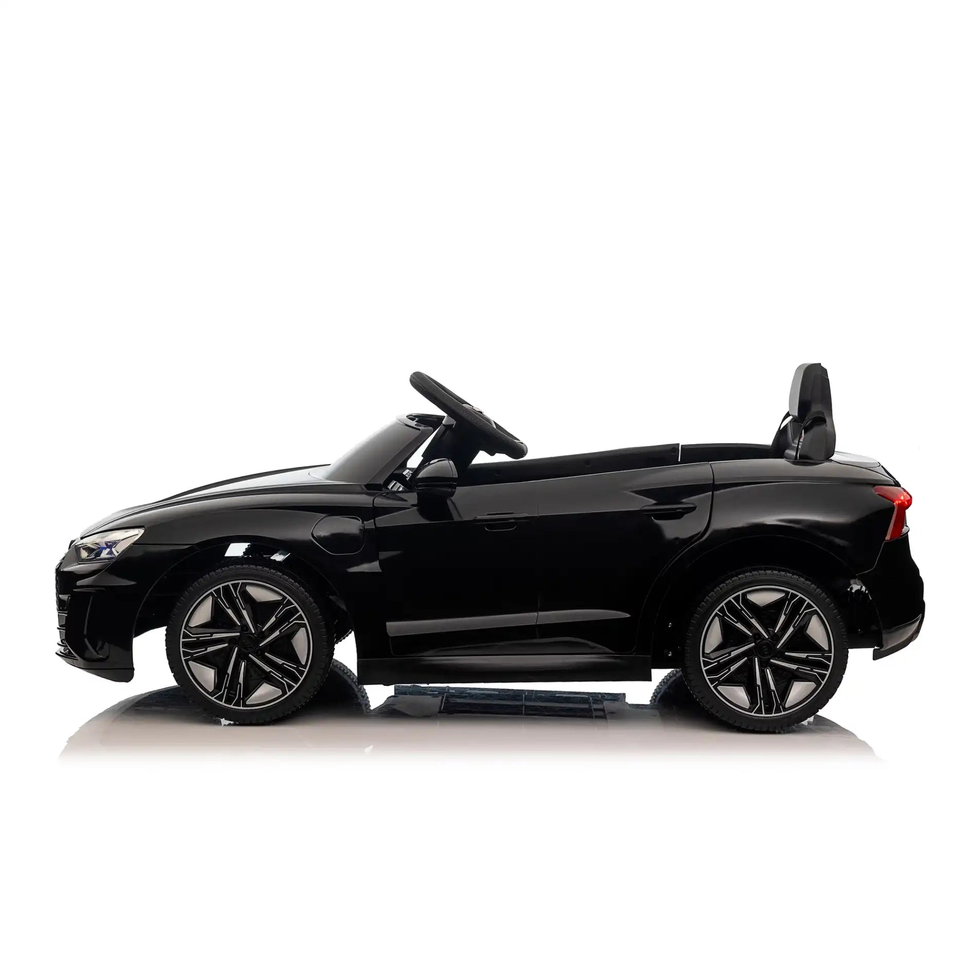 Audi RS eTron GT elettrica per bambini a 12V