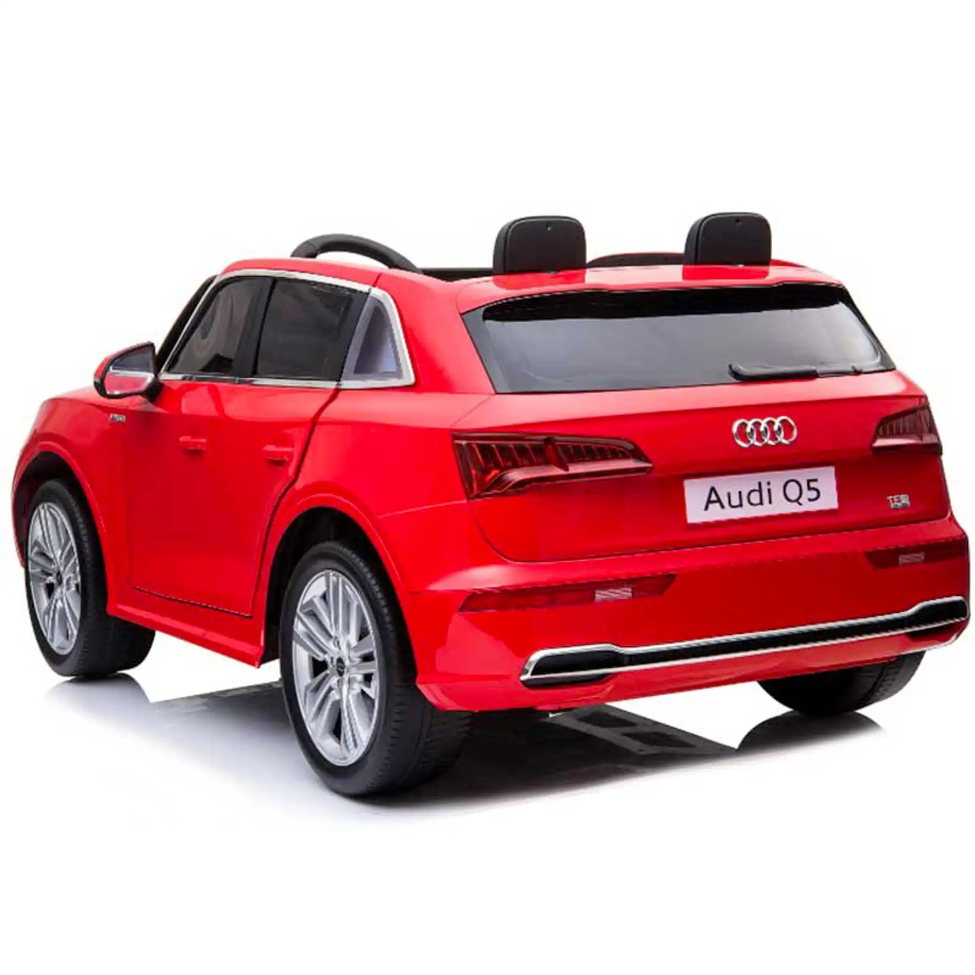 Audi Q5 elettrica per bambini a 12V con 2 posti