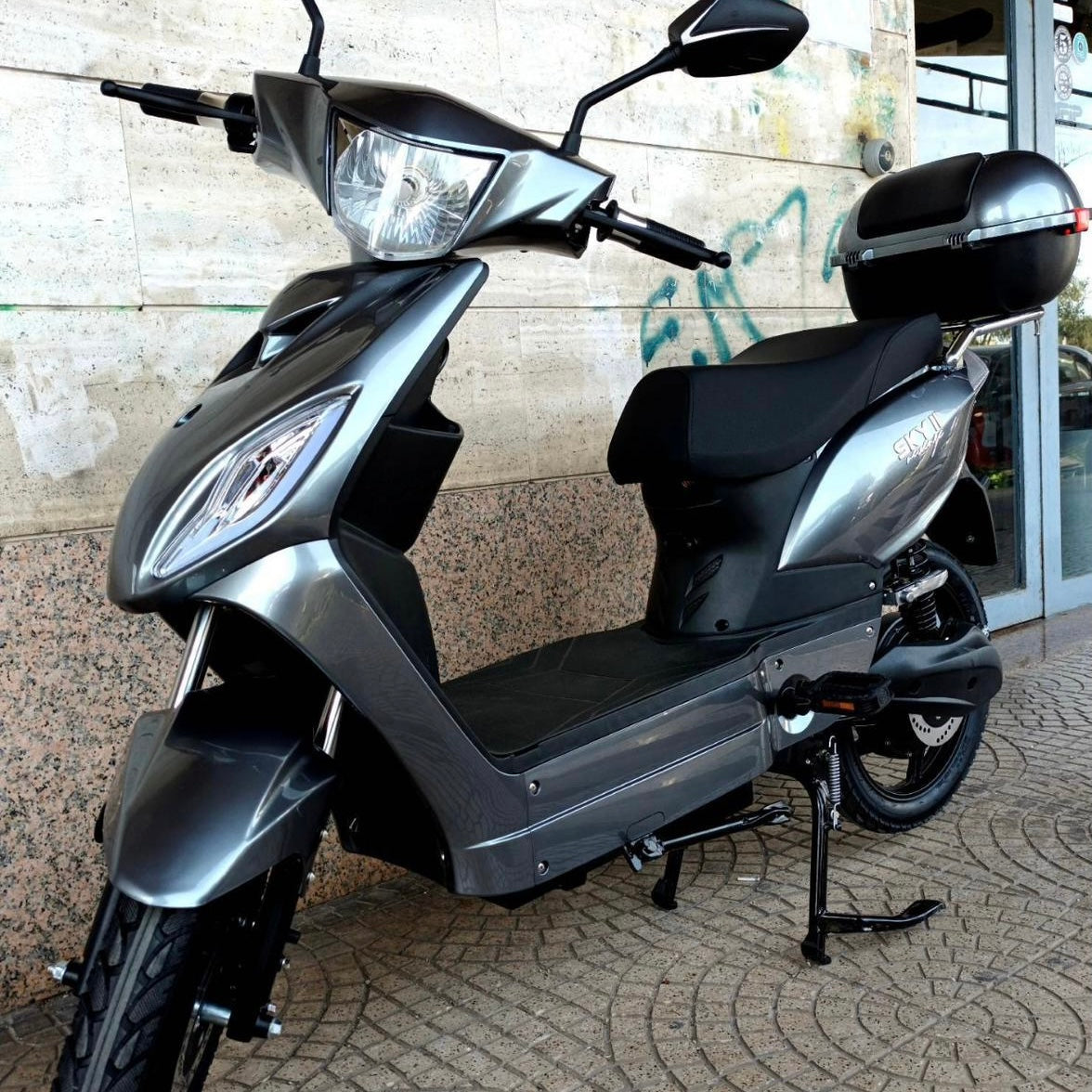 Scooter elettrico Sky II 1.000W batteria al litio