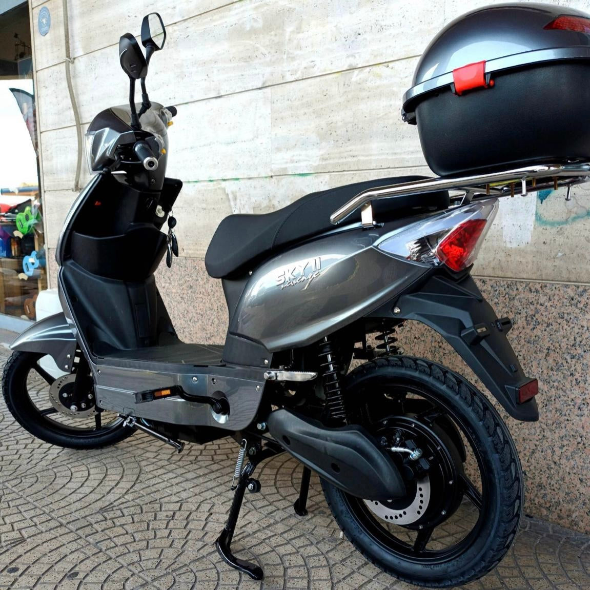 Scooter elettrico Sky II 1.000W batteria al litio